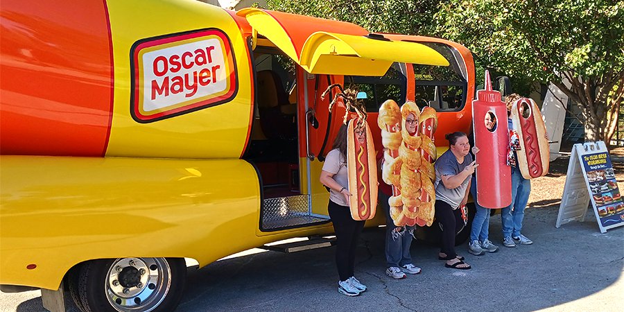 Wienermobile 1.png